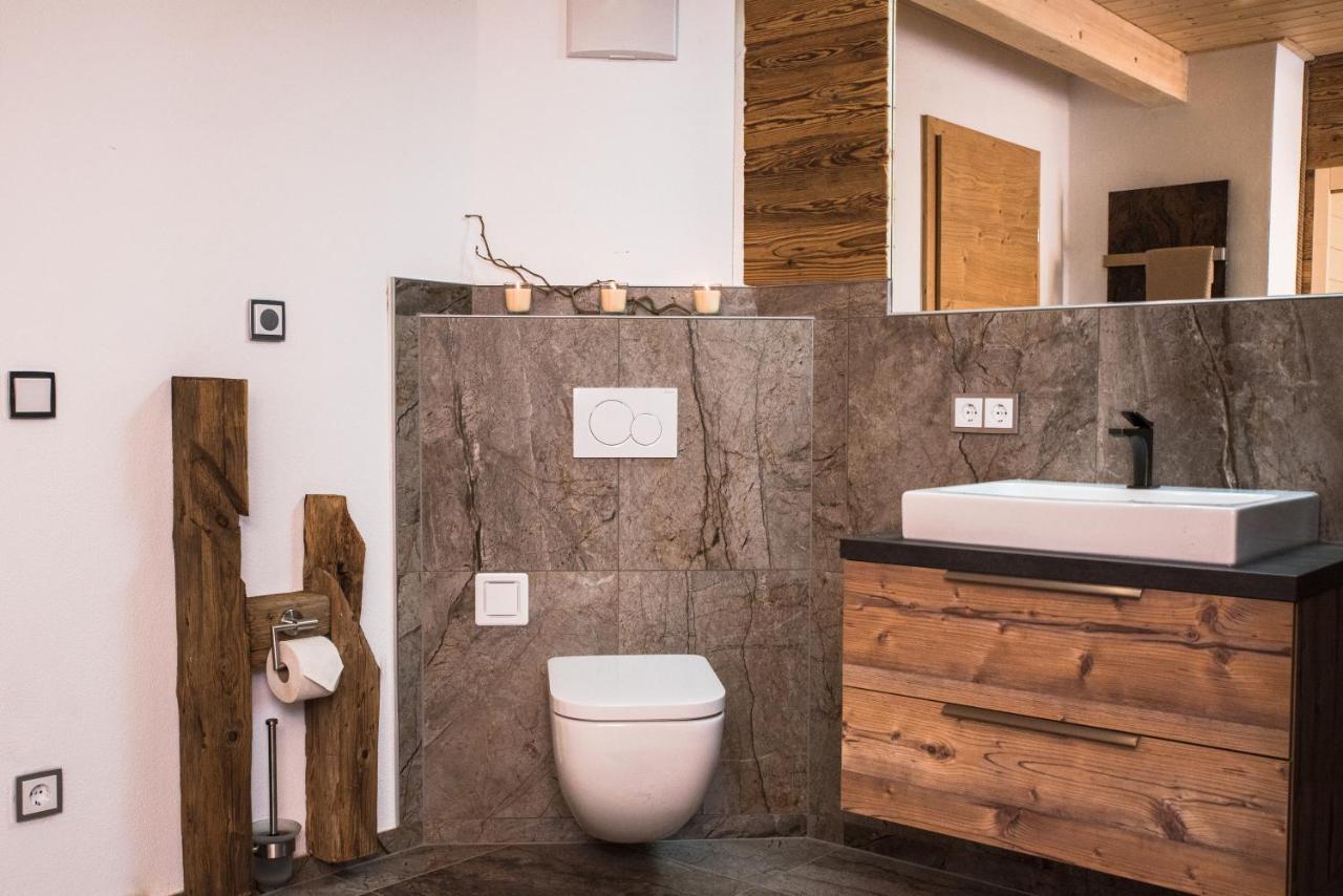 Blockhausen Luxus Chalets Oberschwarzenberg المظهر الخارجي الصورة